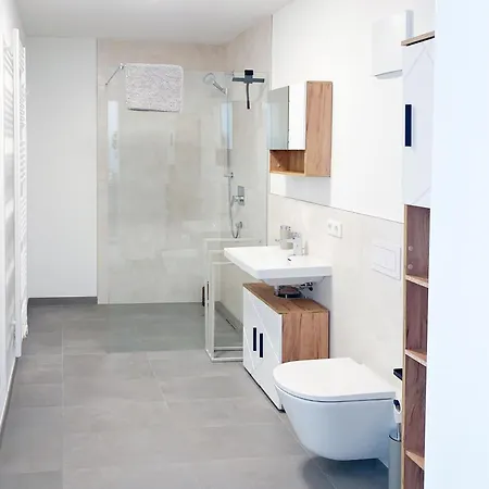 Apartment Direkt Im Herzen Der Fraenkischen Schweiz, Ebermannstadt, Neu *
