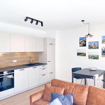 Direkt Im Herzen Der Fraenkischen Schweiz, Ebermannstadt, Neu Apartment *